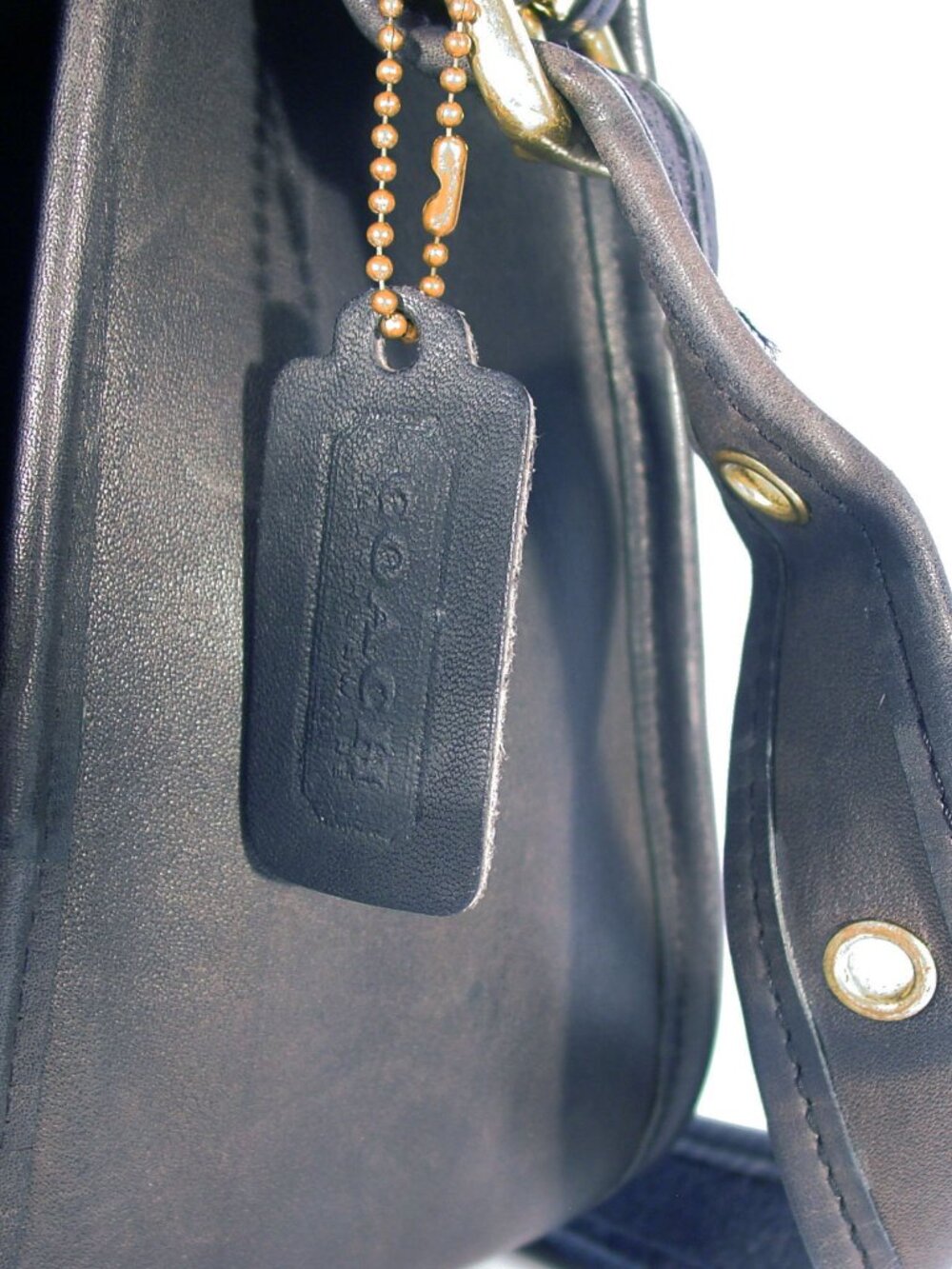 COACH Stewardess 70's-80's Vintage Crossbody Bag - Made in New York City - Picture 13 of 15